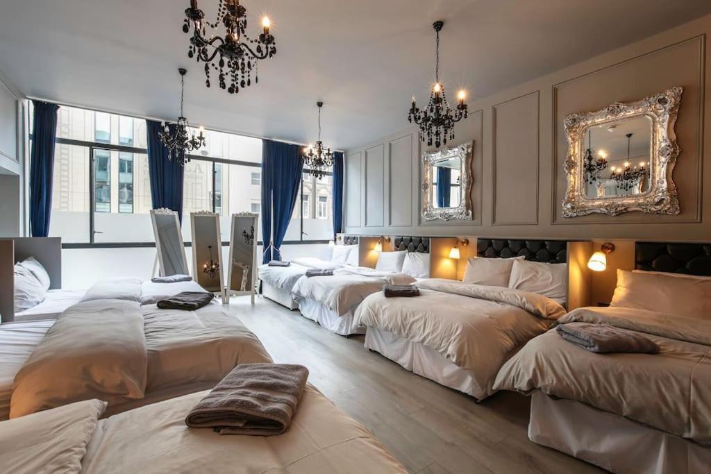 The V.I.P Suite - Sleeps 24! Best For Large Groups Liverpool Exterior foto