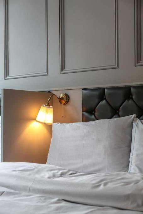 The V.I.P Suite - Sleeps 24! Best For Large Groups Liverpool Exterior foto